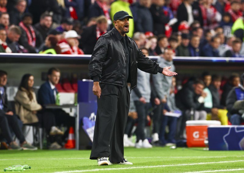 Kompany podivljao pred kamerama nakon ispadanja Bayerna: 'Ovo je jednostavno smiješno'