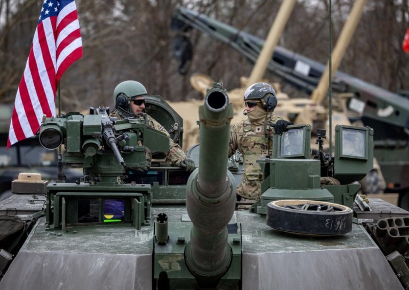 Analitičari secirali Trumpove poteze: 'To je težak udarac NATO-u'