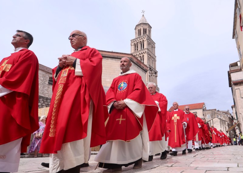 Split slavi svetog Duju: Ni kiša nije pokvarila dobro raspoloženje