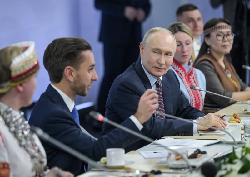 Rusi sve manje vole Putina? 'Ovo još uvijek nije početak kraja...'