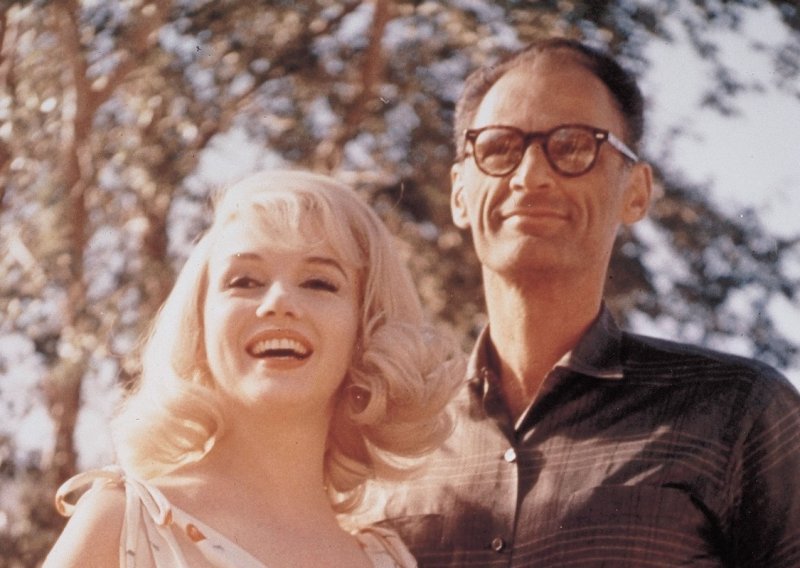 'Smrt joj je uvijek sjedila na ramenu': Slavni pisac otkrio jezivu istinu o životu s Marilyn Monroe