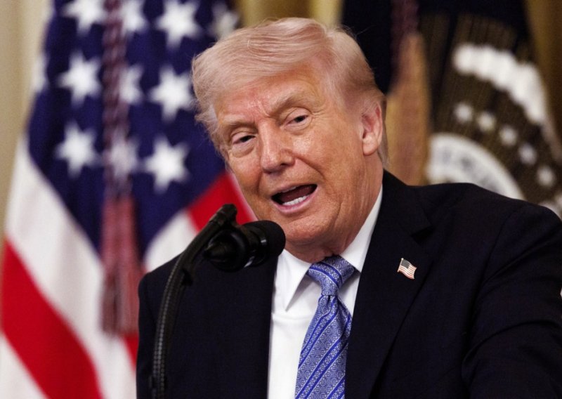 Trump ima nove mete - antifu i 'nebinarne radikale': 'Slomit ćemo ih'
