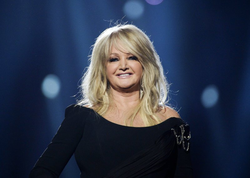 Bonnie Tyler završila u bolnici: Nakon hitne operacije nalazi se u induciranoj komi