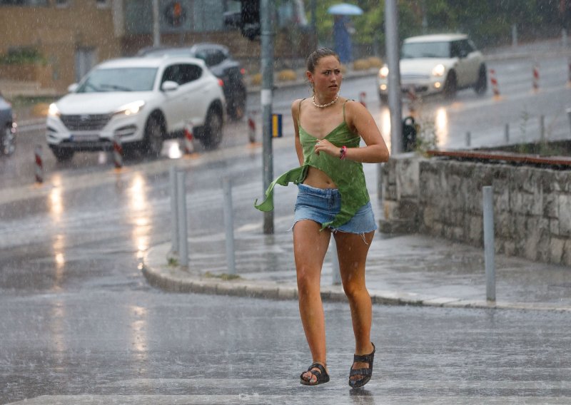 Konačno razvedravanje, ali ne za sve: Stižu pljuskovi i jako jugo, a evo što donosi vikend