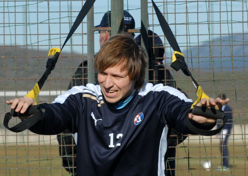 Bivši Dinamov golman zapalio društvene mreže spornom objavom s Poljuda