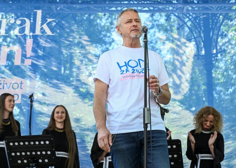 VIDEO Thompson nastupio na Zrinjevcu, iz Grada poručili: Nije bio prijavljen