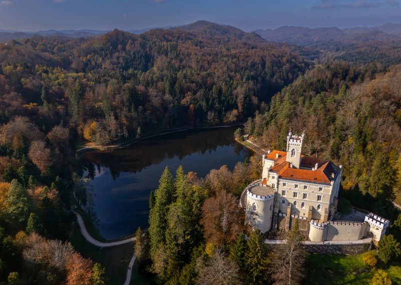Ronioci iz cijele Hrvatske čistili Trakošćansko jezero, stižu i lađari