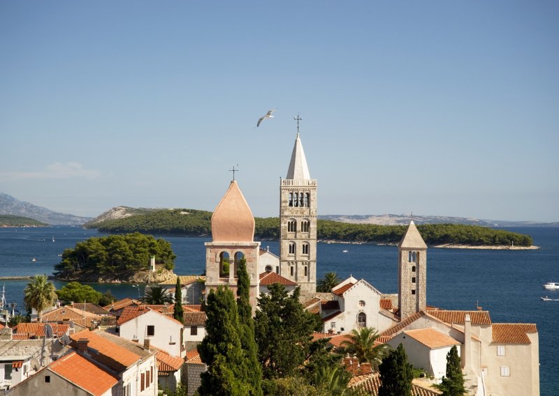Hit lokacija sezone: Bar na maloj hrvatskoj plaži našao se na prestižnoj europskoj listi