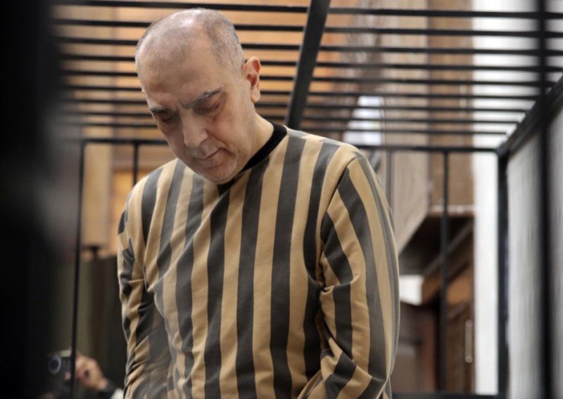 Assadov rođak na suđenju u Siriji: Prvi službeno optuženi visoki dužnosnik bivšeg režima