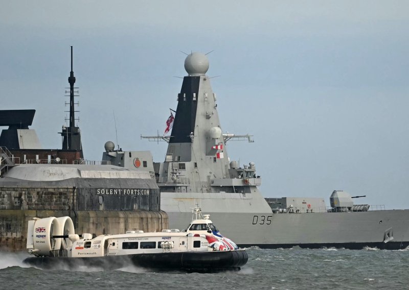 Britanija šalje razarač HMS Dragon na Bliski istok: Iran odmah reagirao prijetnjom