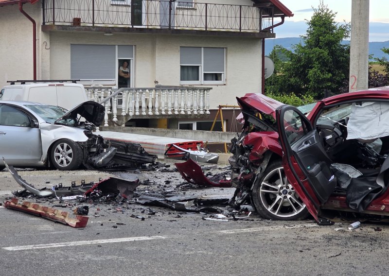 Policija objavila detalje strašne nesreće kod Požege: Poginuli vozač prešao u suprotnu traku