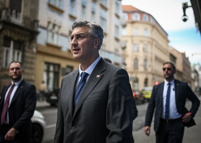 Plenković se obratio javnosti, otkrio što će sa Sokolom: 'On je u Bruxellesu, kad dođe...'