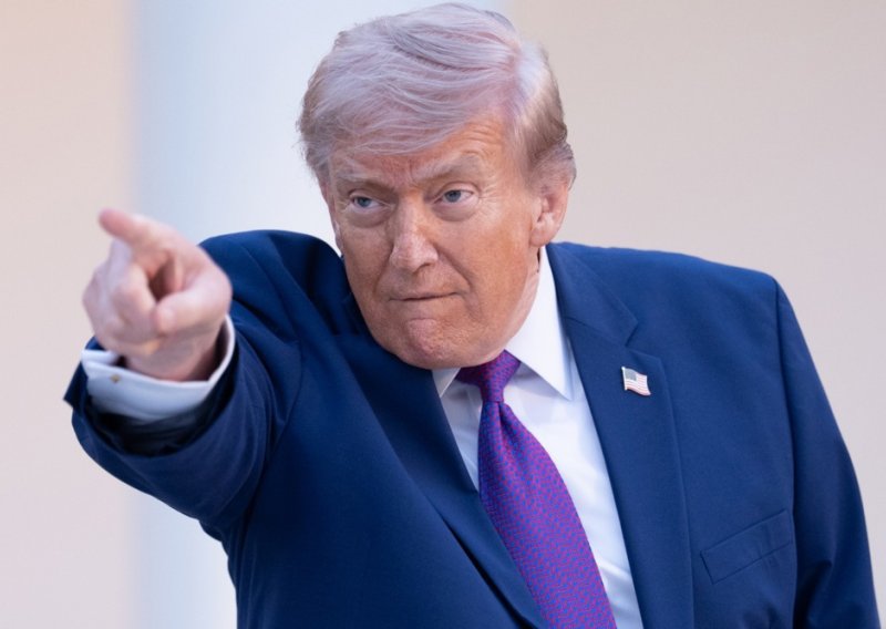 Trump bijesan: Pročitali smo smeće koje su Iranci poslali. Primirje je na aparatima