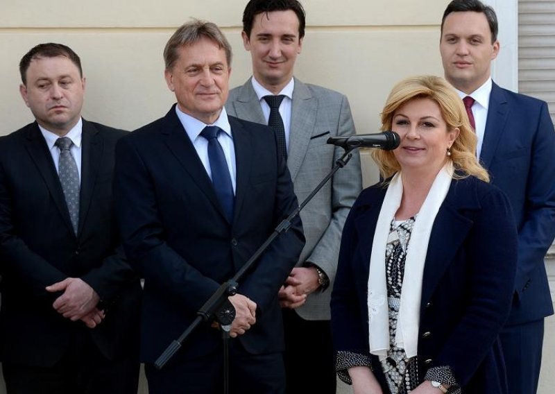 Povjerenstvo presudilo: Predsjednica nije smjela dati novac HDZ-u