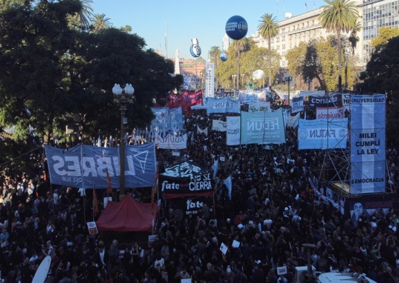 U Argentini skresali budžet za javna sveučilišta: Pogledajte koliko je ljudi izašlo na ulice