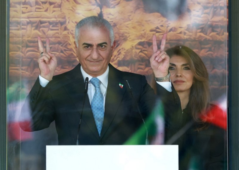 Sin posljednjeg iranskog šaha oglasio se porukom za Trumpa: 'Ovu priliku ne treba propustiti'