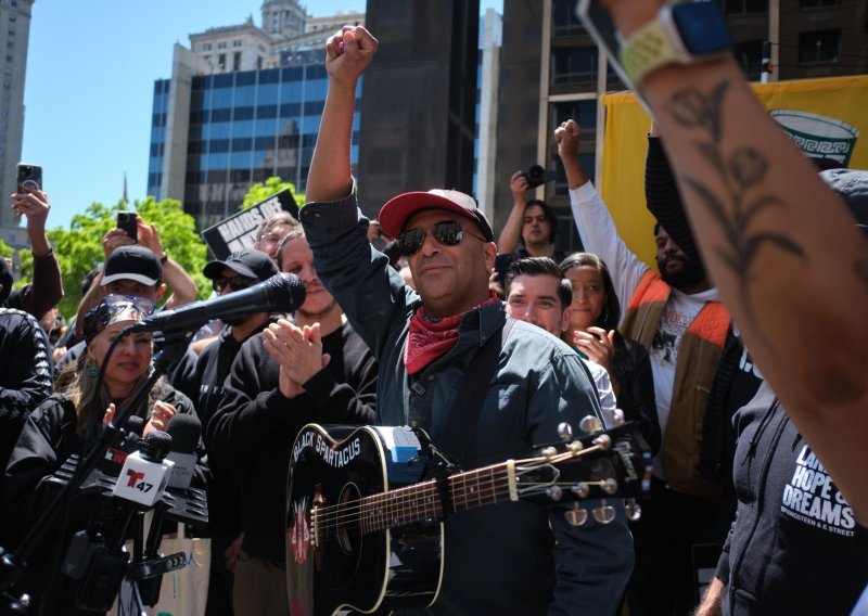 Tom Morello prozvao Trumpa: 'Ako nešto izgleda i ubija kao fašizam - to je j...ni fašizam'