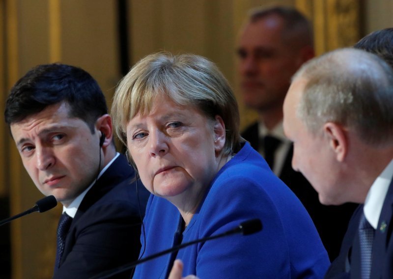 EU razmatra povratak Angele Merkel zbog pregovora s Putinom: U igri još jedno veliko ime