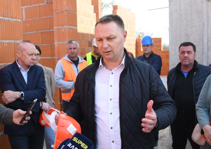 Bjelovarski župan uvjerava: Pedijatrija neće biti ugašena, postoji paket mjera