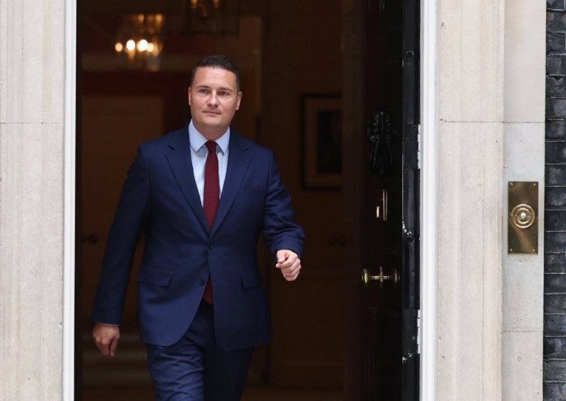 Još jedan britanski ministar protiv Starmera? Izvori tvrde da će ga izazvati sutra