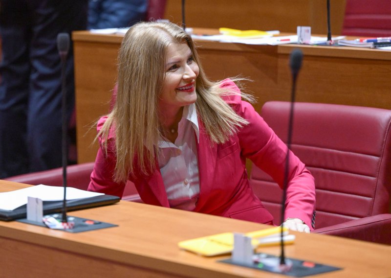 Odbijen prijedlog SDP-a: Vlada će novim zakonom regulirati prodaju energetskih pića