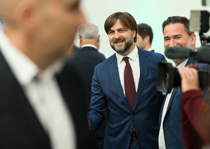 Sindikati protiv antiinflacijskih mjera: 'Mašta li Ćorić o udaru na plaće?'