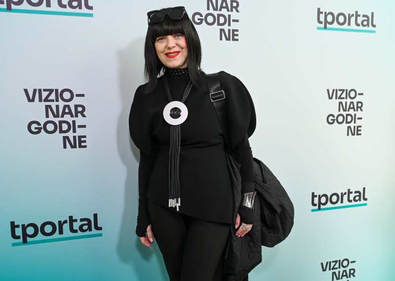 Diskretan, ali moćan: Jedan detalj je podigao look Mirele Holy na višu razinu
