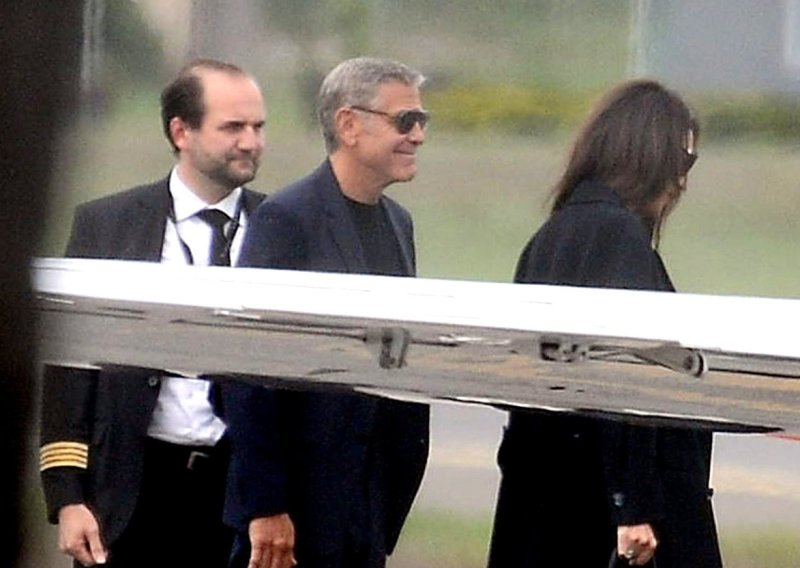Kakav džentlmen: George i Amal pokušali su otputovati neprimijećeno, a sada svi pričaju o ovom Clooneyjevom potezu