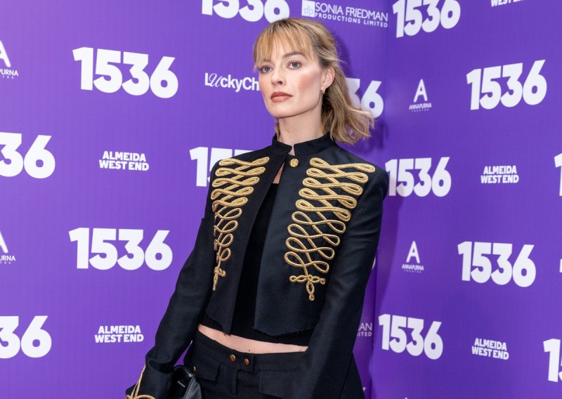 Zna kako je nositi: Najpoželjnija jakna sezone osvojila je i Margot Robbie