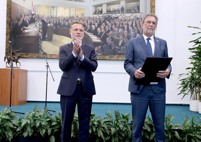 Velika priznanja: Sabor dodijelio državne nagrade za znanost
