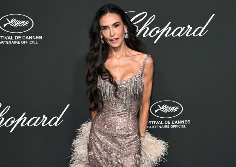 Demi Moore šokirala izgledom: Ekstremna mršavost zgrozila je sve u Cannesu