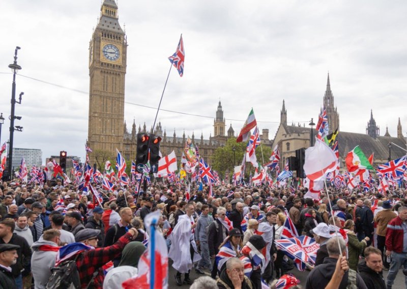 Prosvjedi i finale FA kupa u Londonu: Desničari s jedne, a propalestinski aktivsti s druge strane