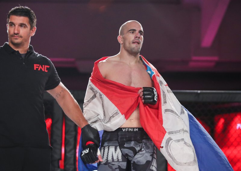 Hrvatski borac preživio kaos u prvoj rundi pa prvi put slavio u UFC-u