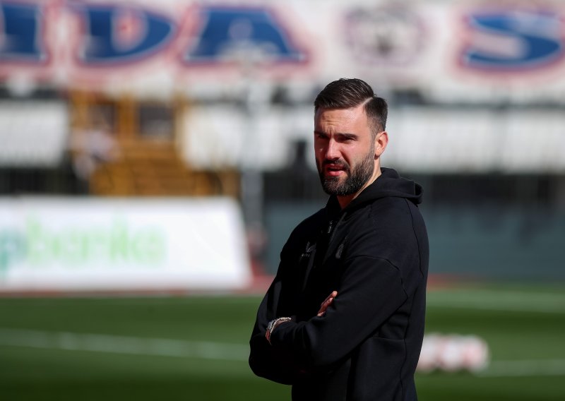 S Dinamom je osvojio šest trofeja, a sad odlazi s Maksimira na mala vrata