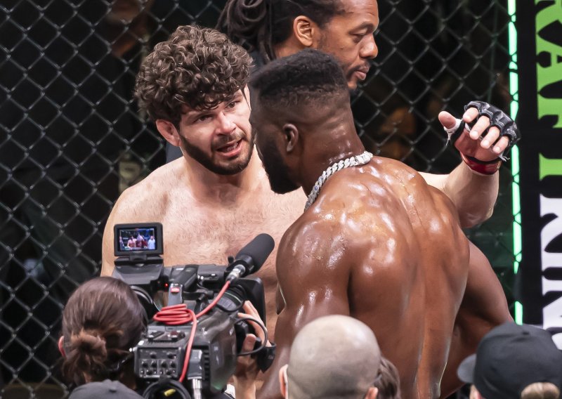 Kakav gospodin! Ngannou brutalno nokautirao protivnika, a onda napravio potez za pamćenje