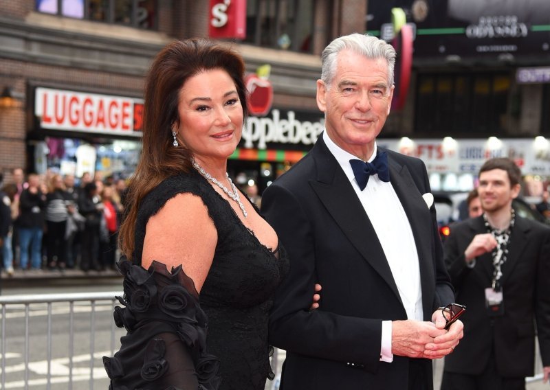 Pierce Brosnan i supruga znaju uživati: 'Neka ti se ostvare svi snovi'