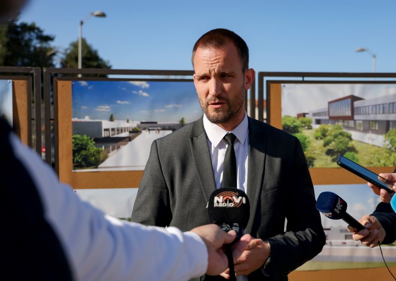 Zadar kreće u obračun s prometnim prekršiteljima: Gradom će patrolirati scan vozilo