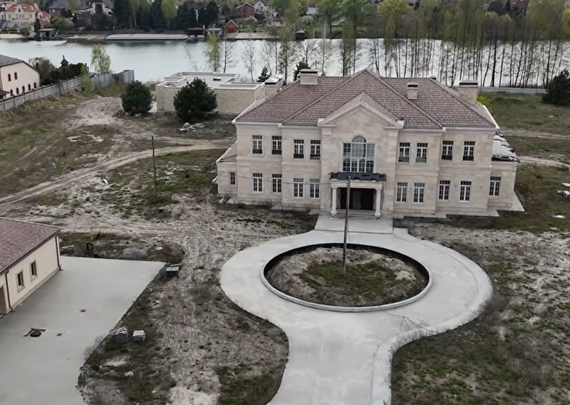 Nova bomba u Ukrajini: Istražitelji otkrili luksuzni kompleks povezan sa Zelenskim