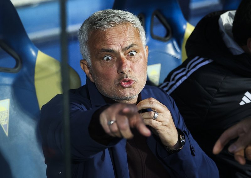 Mourinho sprema prvi udarac Barceloni. Evo koga želi dovesti na Bernabeu
