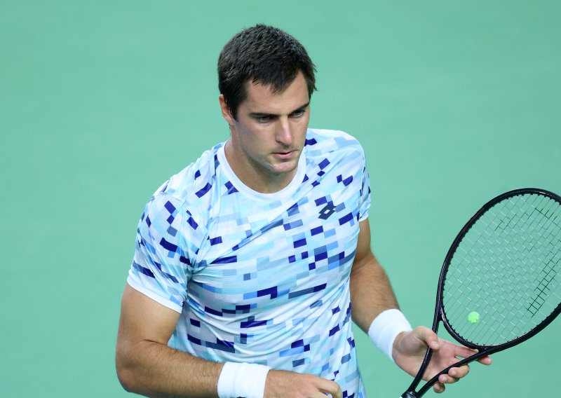 Borna Gojo rutinskom pobjedom prošao prvo kolo kvalifikacija za Roland Garros