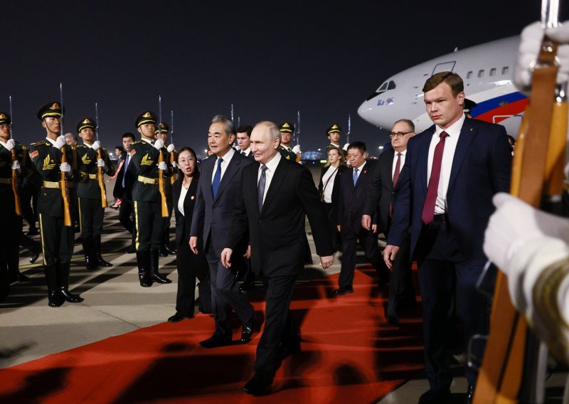 VIDEO Putin stigao u Peking. Evo kako su ga dočekali