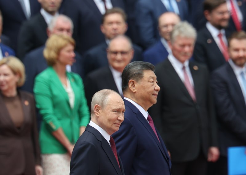 VIDEO Putin stigao kod Xija, Kina i Rusija jačaju savezništvo: 'Dragi prijatelju...'