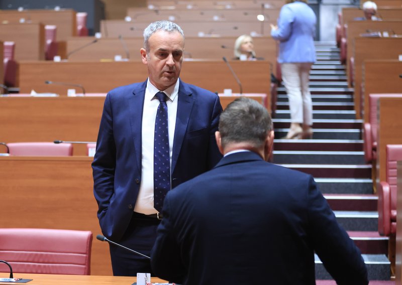 Katičić žestoko uzvratio SDP-u: 'Hajdaš Dončić bio je najgori ministar u najgoroj Vladi'