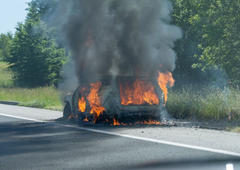 Ruši se veliki mit o električnim autima: Novi podaci pokazuju da planu rjeđe od benzinaca