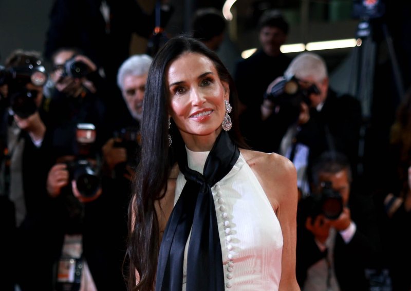U velikim filmovima češći su glumci imena Chris i životinje koje govore nego žene starije od 60