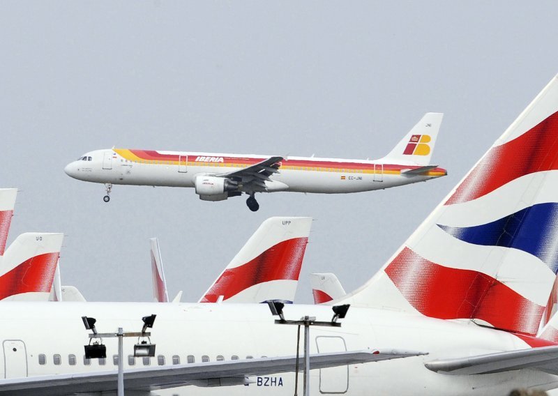 Dioničari British Airwaysa i Iberije glasali za udruživanje