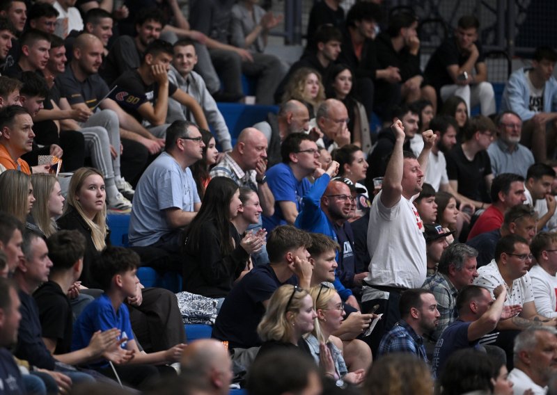 Cibona u dramatičnom derbiju srušila Split i povela u polufinalu
