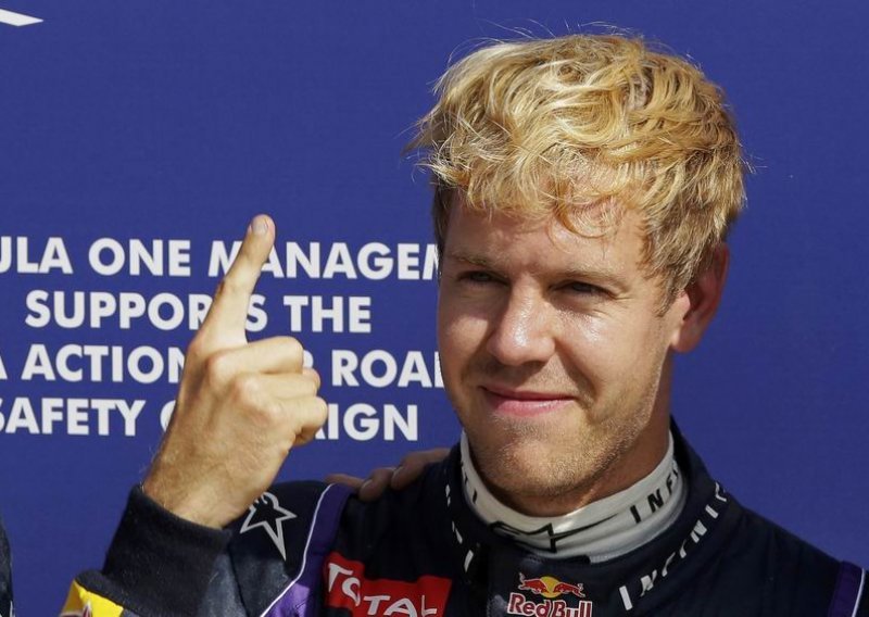 Vettelu pole-position, sramota Hamiltona i Räikkönena