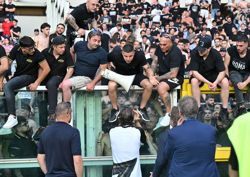 Kaos u Torinu sve veći: Ultrasi prijete igračima Juventusa ulaskom na teren ako pristanu igrati, zna se i razlog