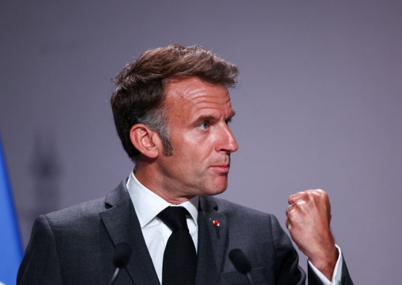 Macron iznenadio i nazvao Lukašenka: Dao mu je ozbiljno upozorenje
